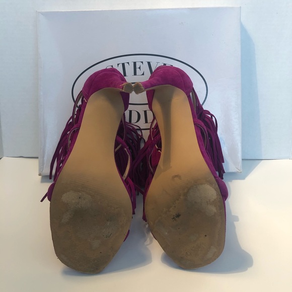 Steve Madden Fringly Sandals - Picture 5 of 8